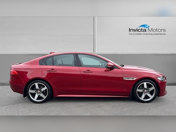 Used Jaguar XE 2017 for sale - 79142994: Photo