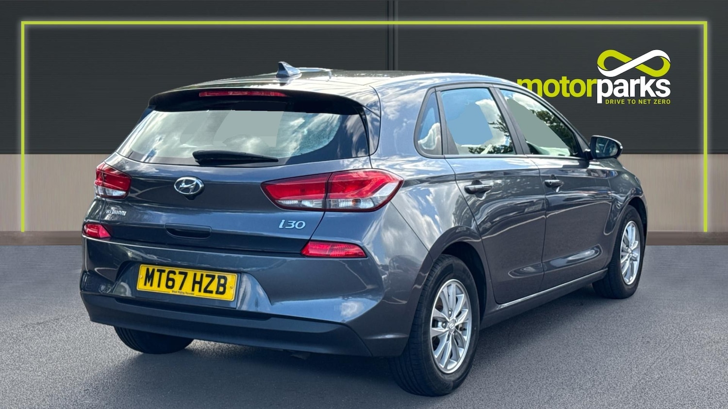 Used Hyundai i30 2017 for sale - 76030200: Photo 3