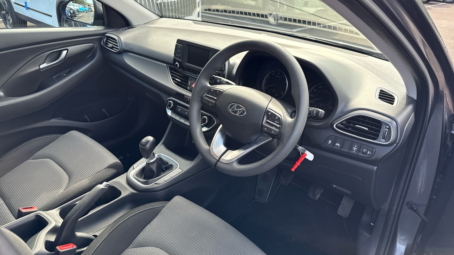 Used Hyundai i30 2017 for sale - 76030200: Photo 9