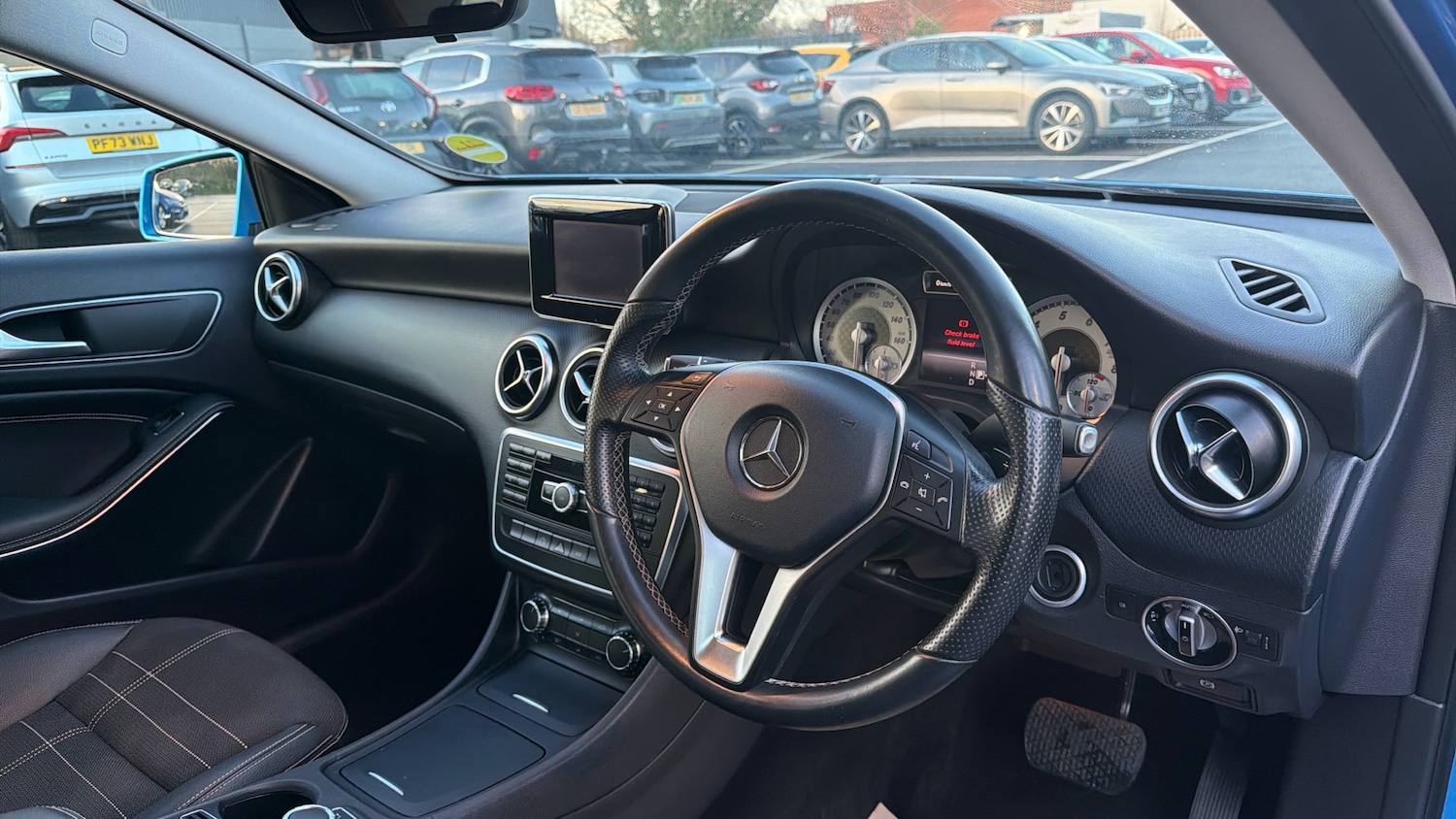 Used Mercedes-Benz A-Class 2014 for sale - 76784843: Photo 9