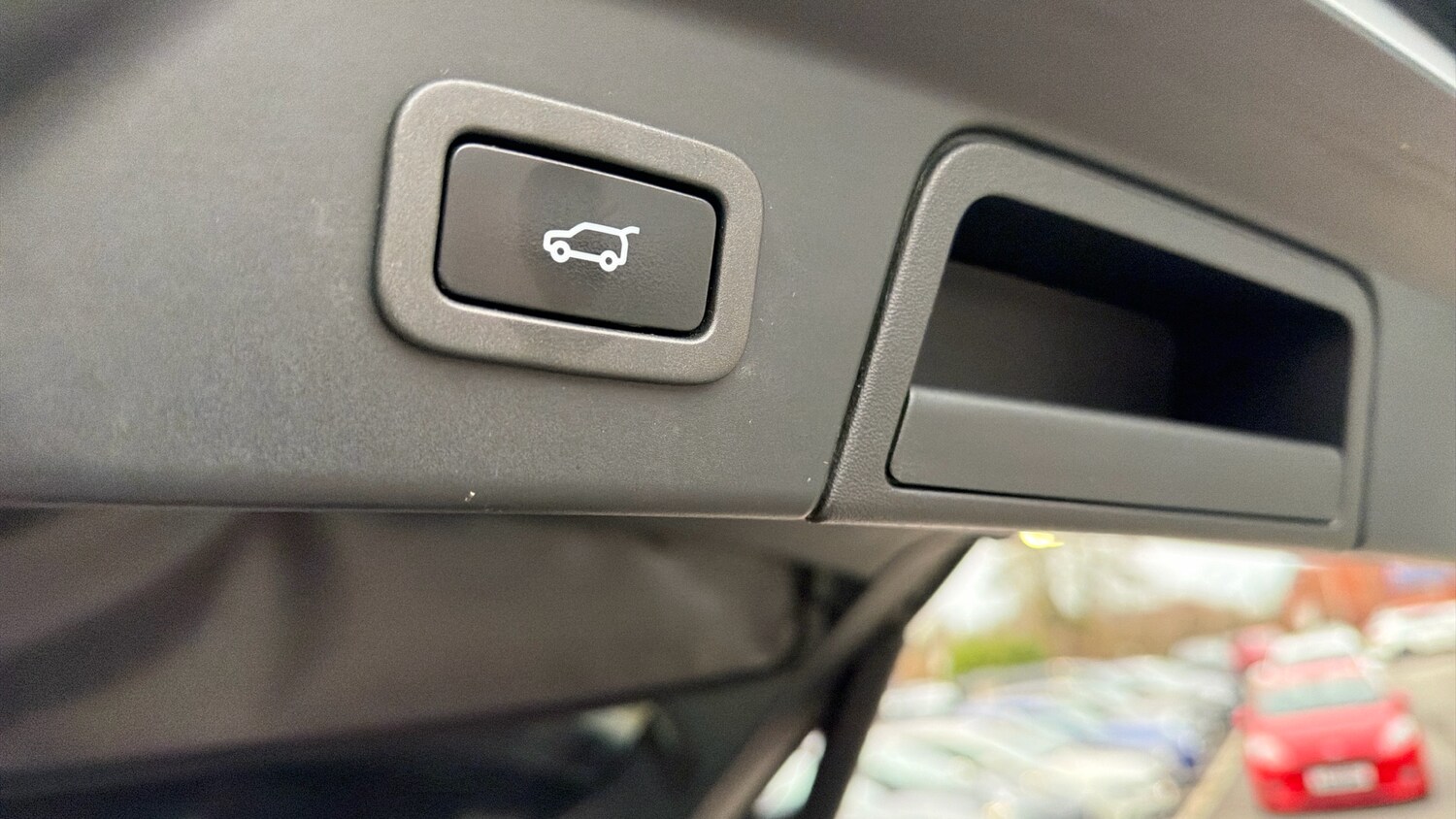 Used Land Rover Range Rover Velar 2019 for sale - 77572570: Photo 25