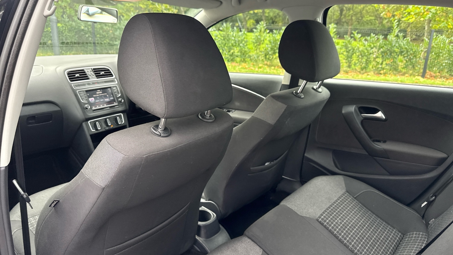 Used Volkswagen Polo 2015 for sale - 76211667: Photo 14