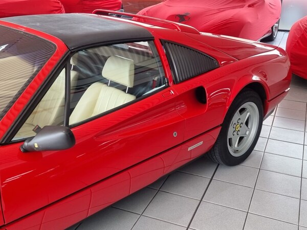 Used Ferrari 328 1986 for sale - 72449657: Photo 21
