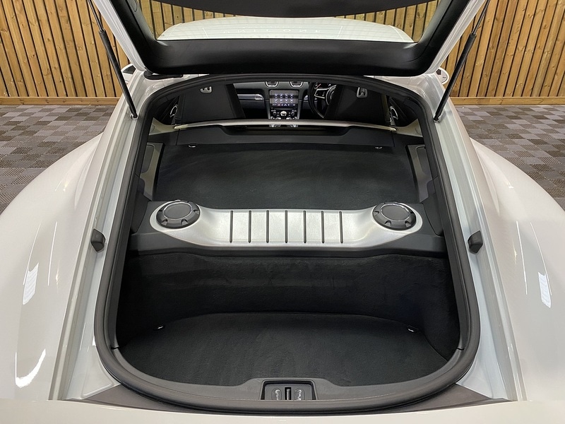 Used Porsche 718 Cayman 2019 for sale - 76253245: Photo 22