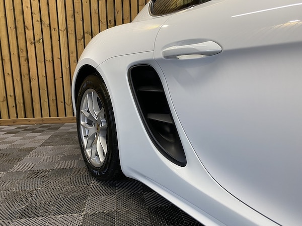 Used Porsche 718 Cayman 2019 for sale - 76253245: Photo 33