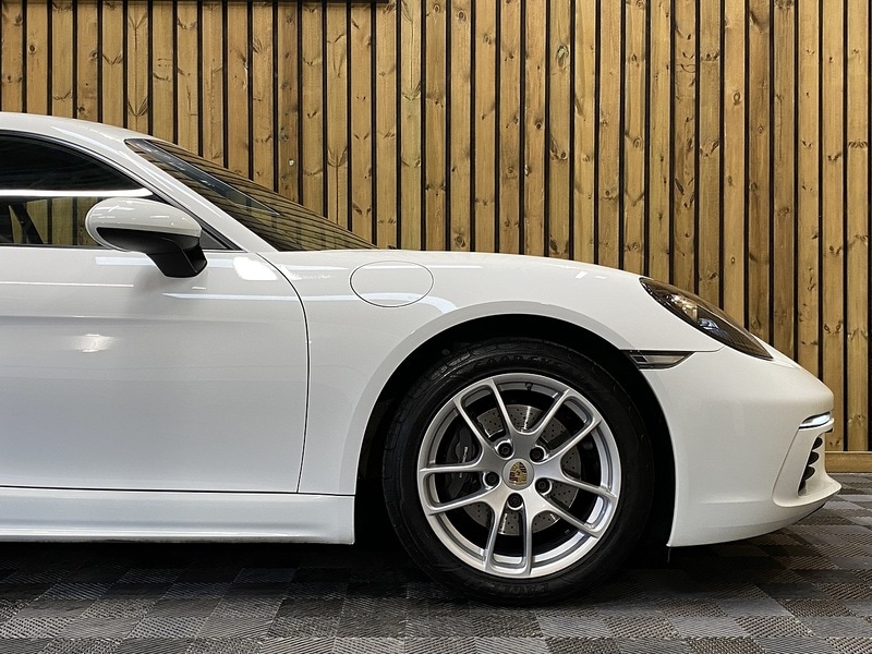 Used Porsche 718 Cayman 2019 for sale - 76253245: Photo 39