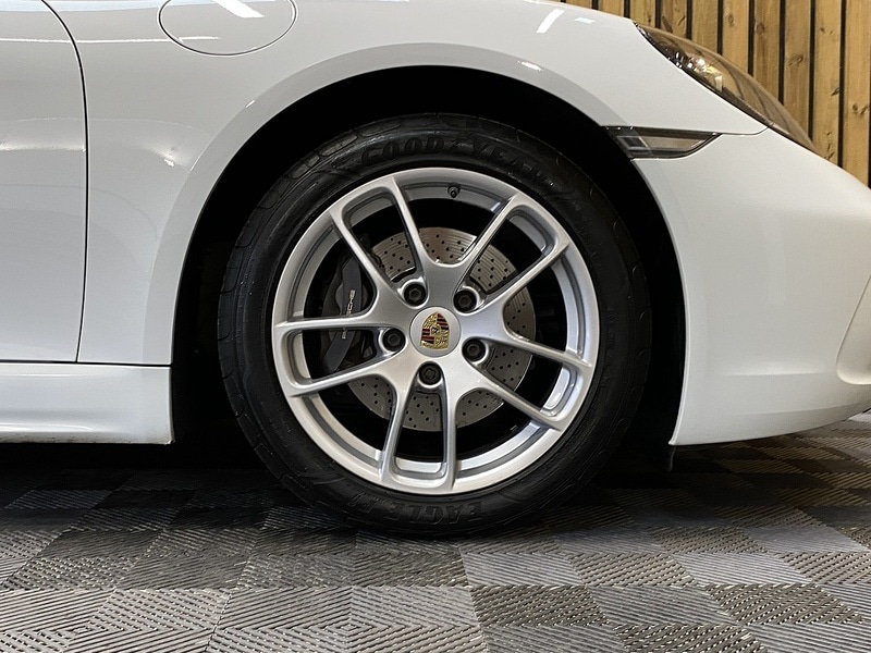 Used Porsche 718 Cayman 2019 for sale - 76253245: Photo 41