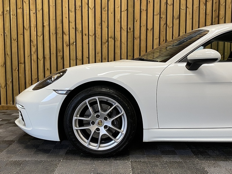 Used Porsche 718 Cayman 2019 for sale - 76253245: Photo 44