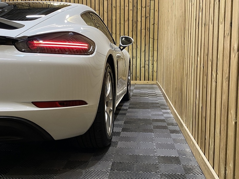 Used Porsche 718 Cayman 2019 for sale - 76253245: Photo 55