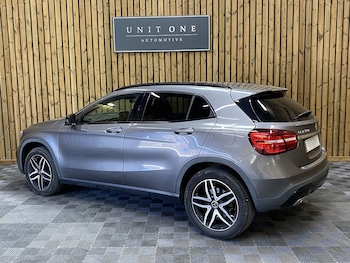 Used Mercedes-Benz GLA 2019 for sale - 79043245: Photo
