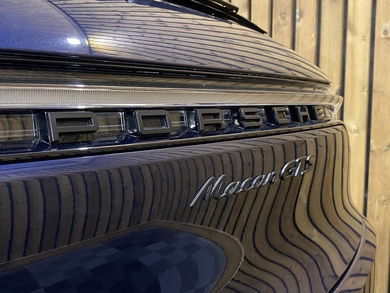 Used Porsche Macan 2021 for sale - 76510390: Photo 22