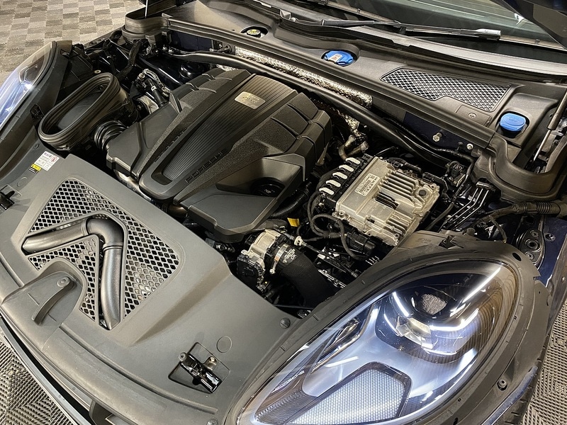 Used Porsche Macan 2021 for sale - 76510390: Photo 31