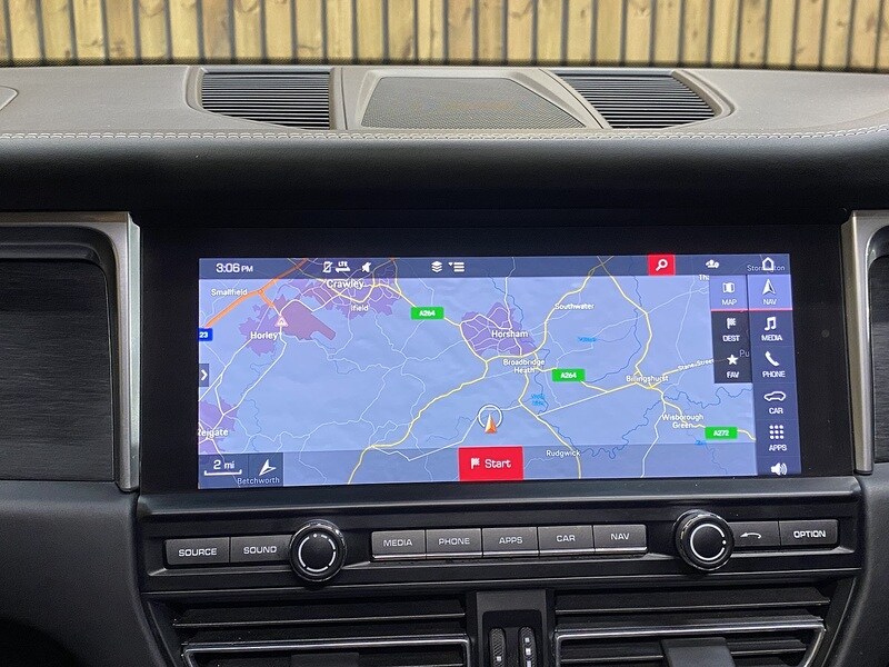 Used Porsche Macan 2021 for sale - 76510390: Photo 39