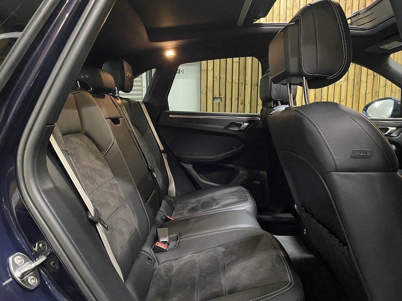 Used Porsche Macan 2021 for sale - 76510390: Photo 47