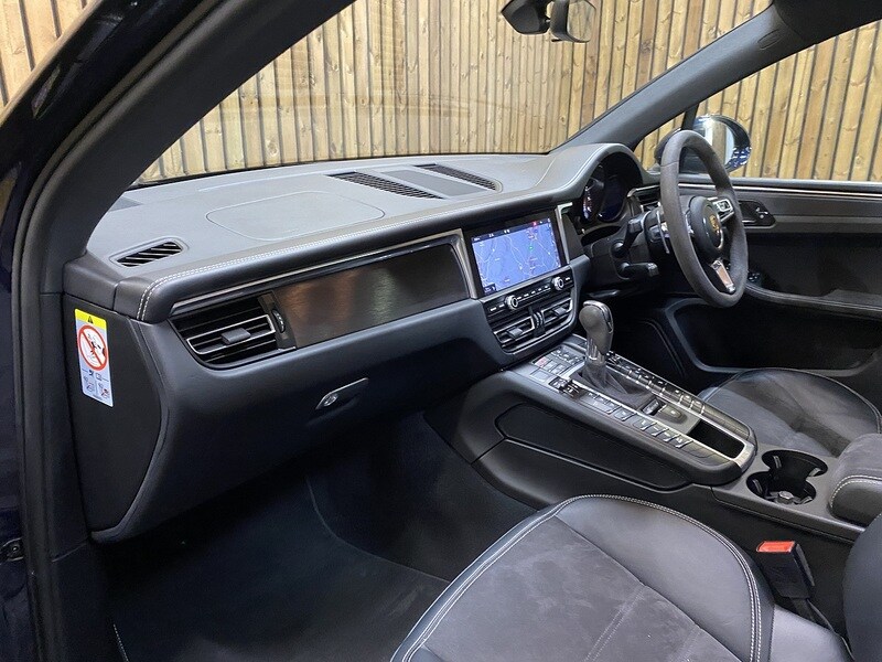 Used Porsche Macan 2021 for sale - 76510390: Photo 58