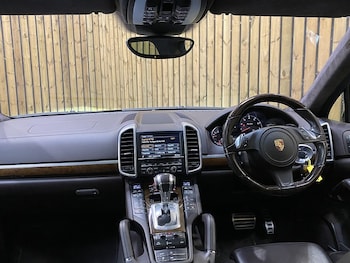 Used Porsche Cayenne 2014 for sale - 78712720: Photo