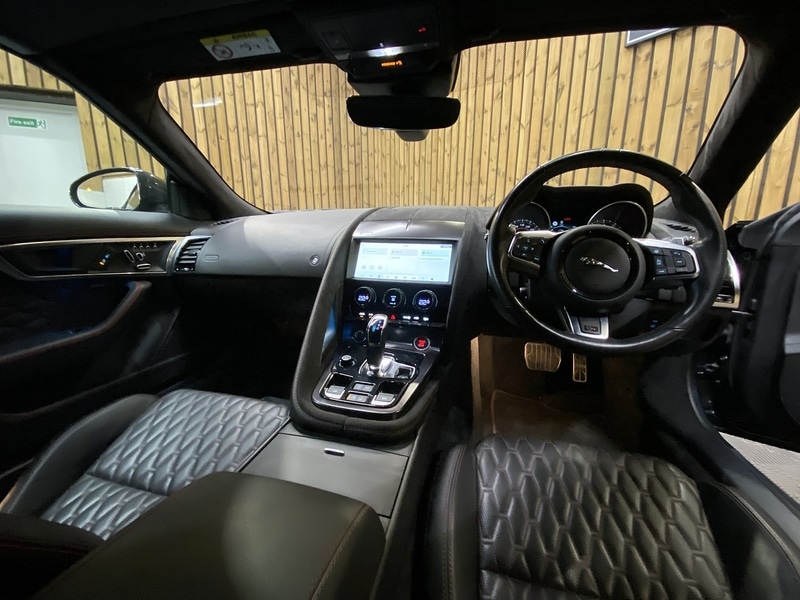 Used Jaguar F-Type 2018 for sale - 77651189: Photo 5