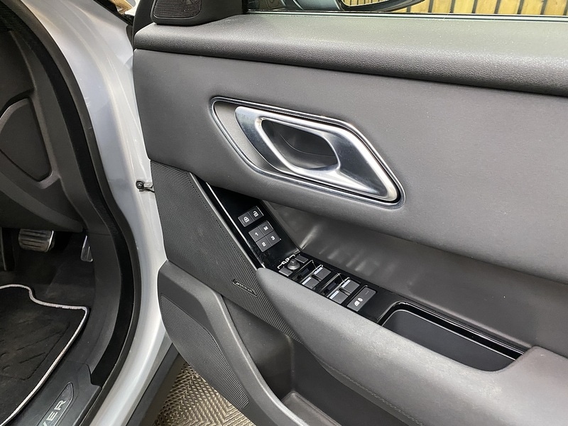 Used Land Rover Range Rover Velar 2023 for sale - 77979811: Photo 43