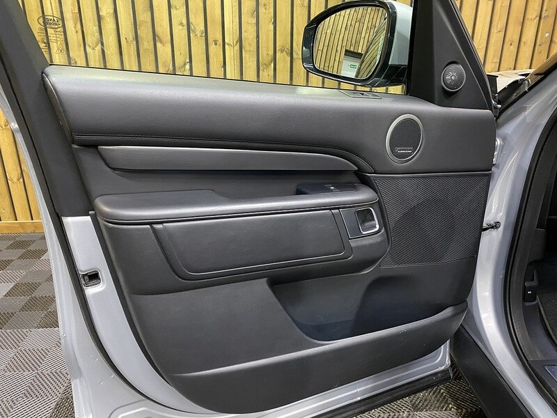 Used Land Rover Discovery 2020 for sale - 77337595: Photo 75