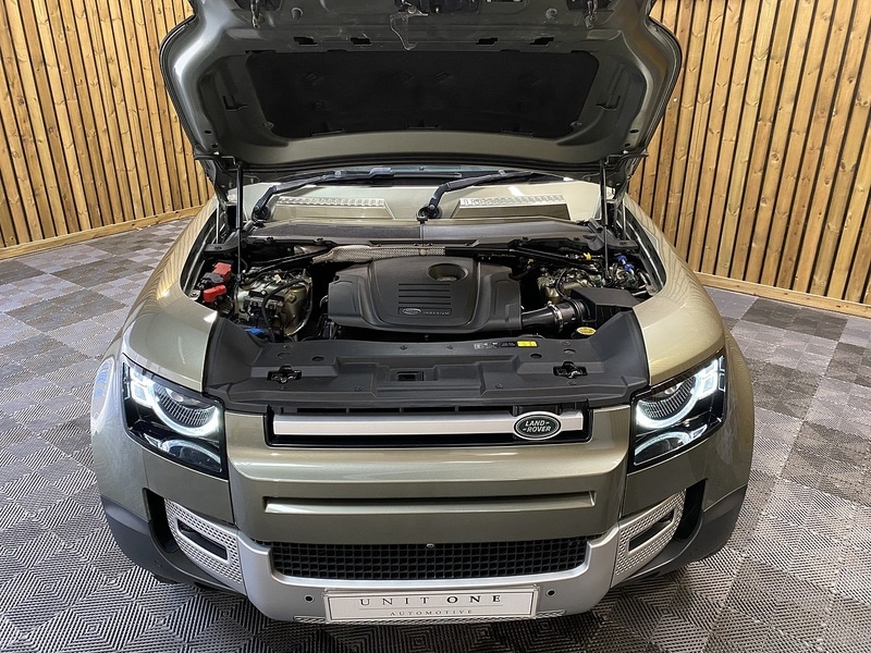 Used Land Rover Defender 110 2020 for sale - 75833084: Photo 17