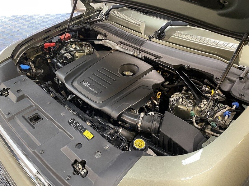 Used Land Rover Defender 110 2020 for sale - 75833084: Photo 19