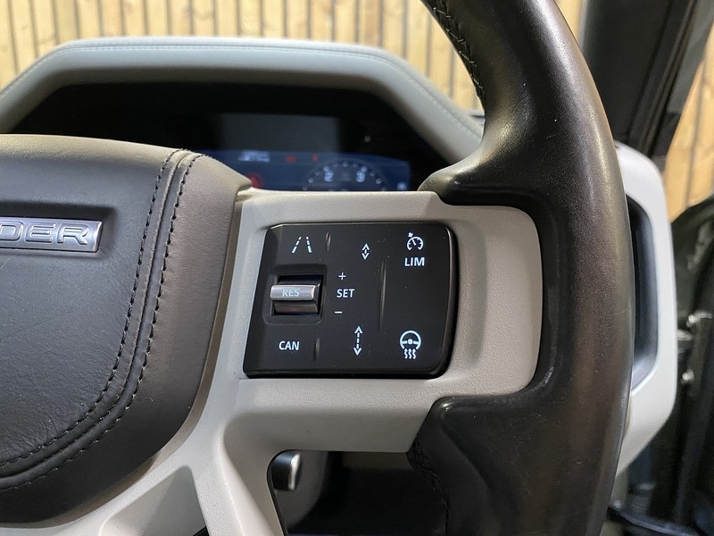 Used Land Rover Defender 110 2020 for sale - 75833084: Photo 27