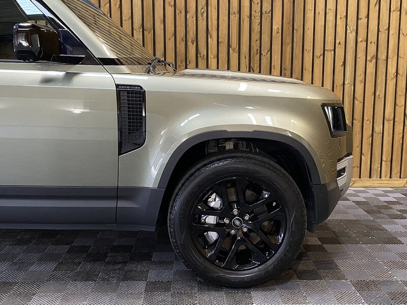 Used Land Rover Defender 110 2020 for sale - 75833084: Photo 55