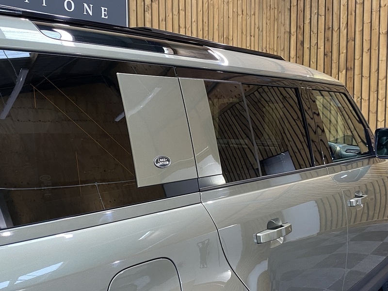 Used Land Rover Defender 110 2020 for sale - 75833084: Photo 58