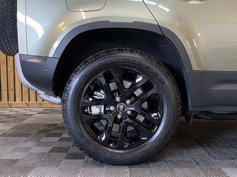 Used Land Rover Defender 110 2020 for sale - 75833084: Photo 60