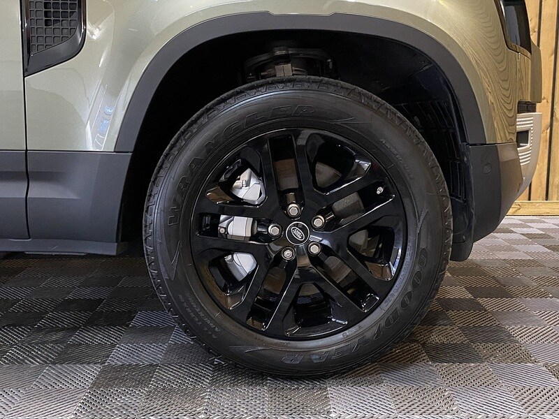 Used Land Rover Defender 110 2020 for sale - 75833084: Photo 63