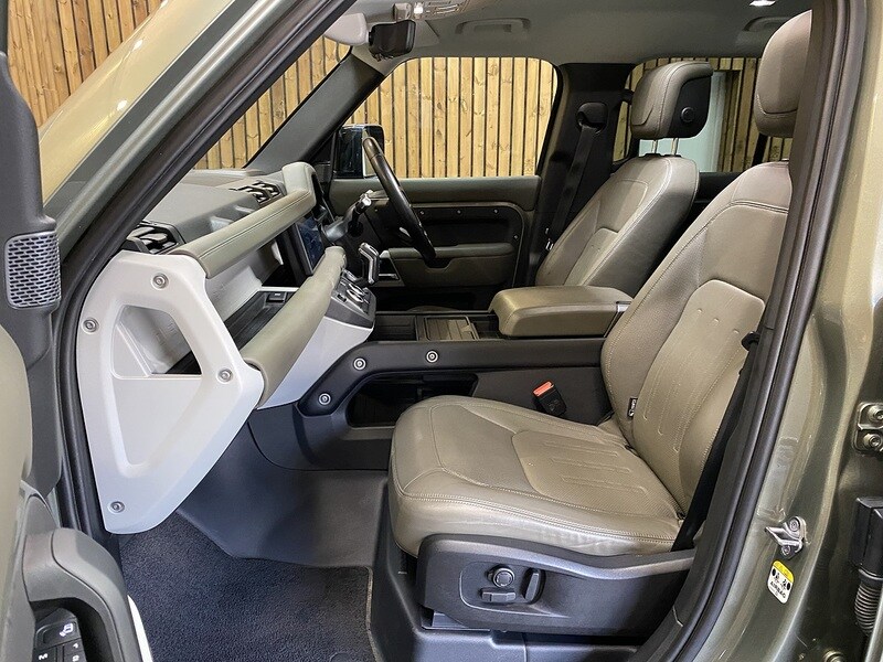 Used Land Rover Defender 110 2020 for sale - 75833084: Photo 68