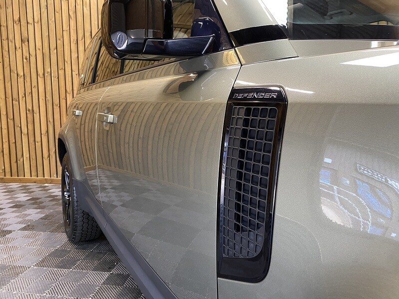 Used Land Rover Defender 110 2020 for sale - 75833084: Photo 69