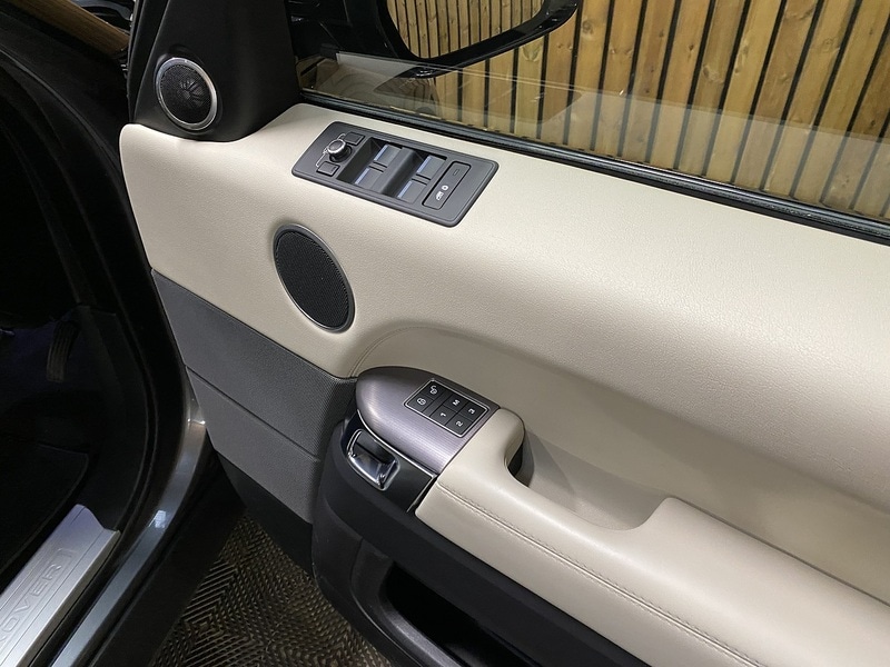 Used Land Rover Range Rover Sport 2017 for sale - 78163248: Photo 47