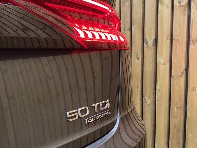 Used Audi Q8 2020 for sale - 77465304: Photo 33