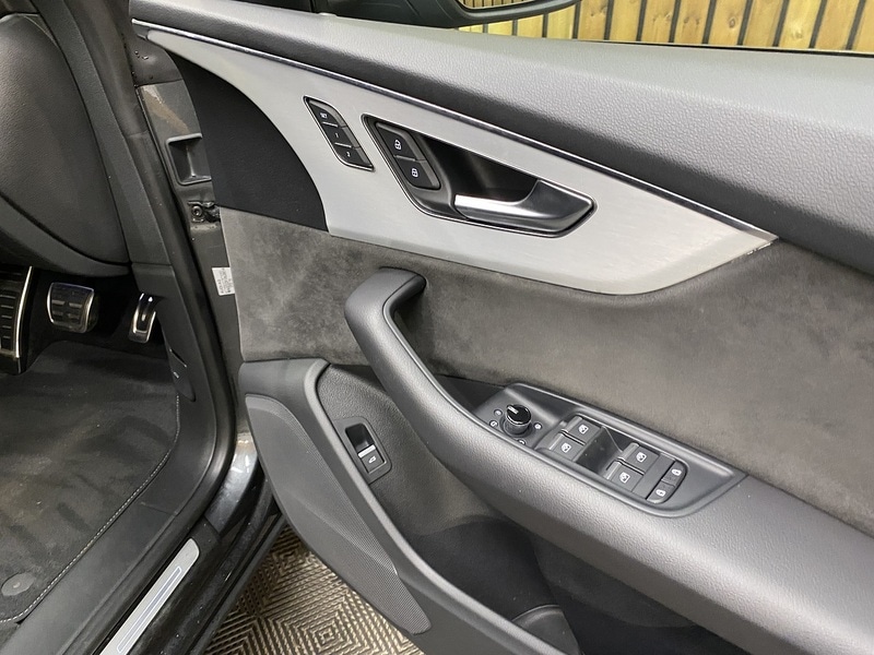 Used Audi Q8 2020 for sale - 77465304: Photo 44