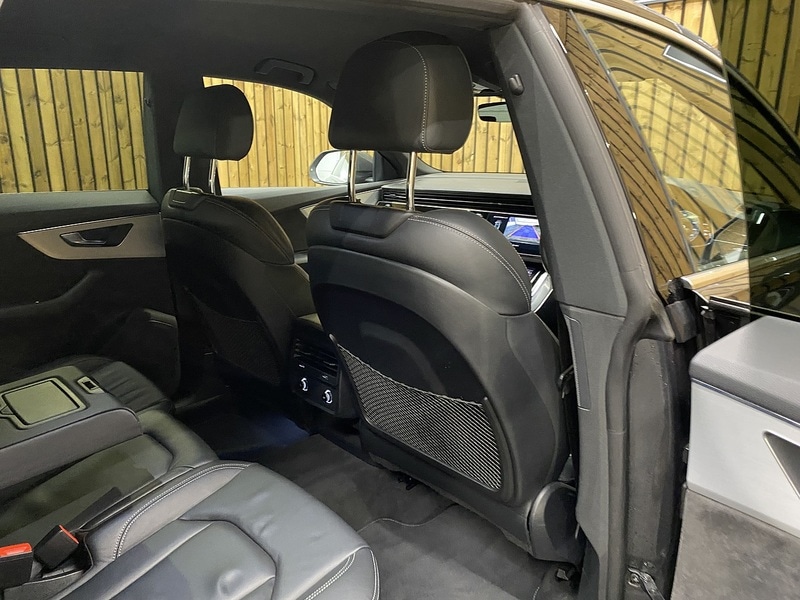 Used Audi Q8 2020 for sale - 77465304: Photo 51