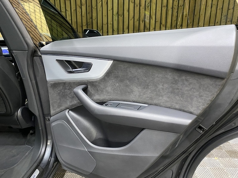 Used Audi Q8 2020 for sale - 77465304: Photo 53