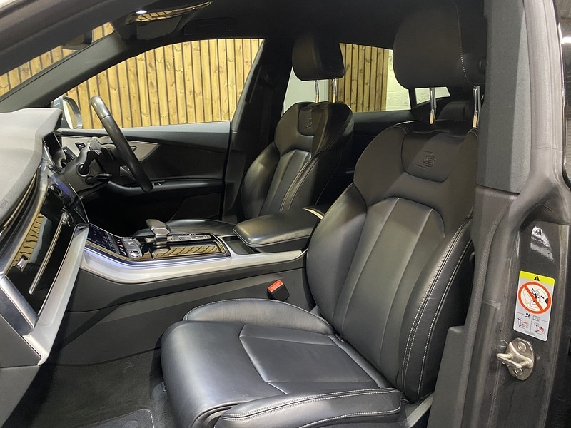 Used Audi Q8 2020 for sale - 77465304: Photo 59