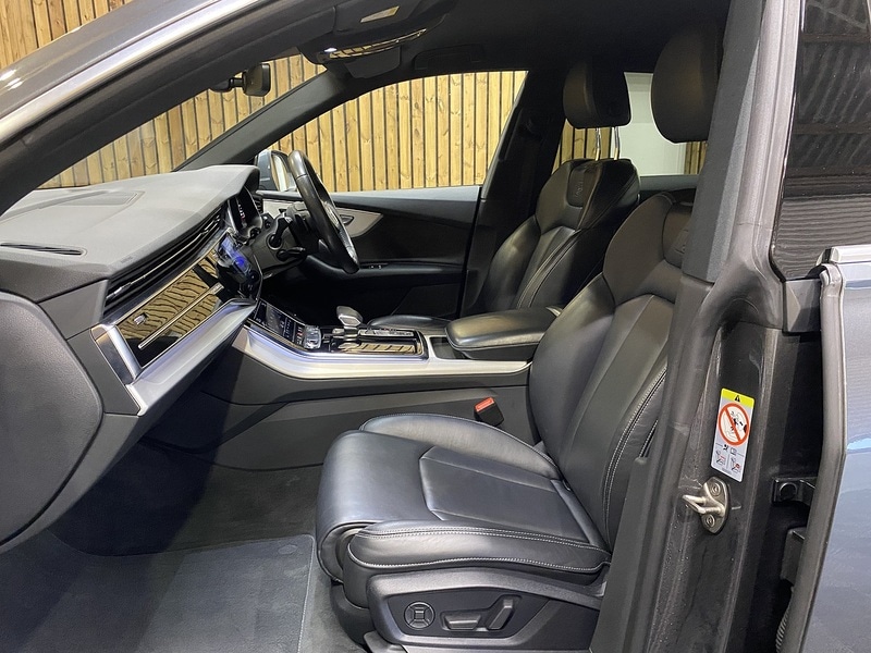 Used Audi Q8 2020 for sale - 77465304: Photo 60
