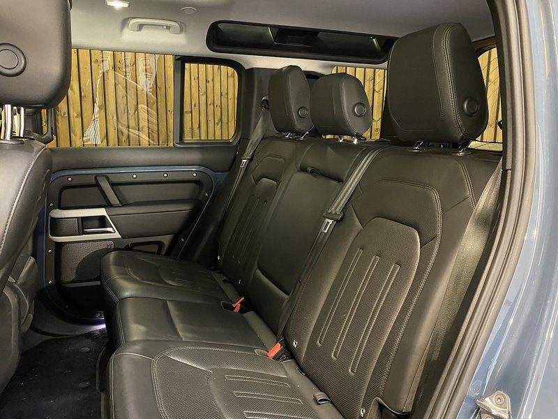 Used Land Rover Defender 110 2020 for sale - 76798822: Photo 17