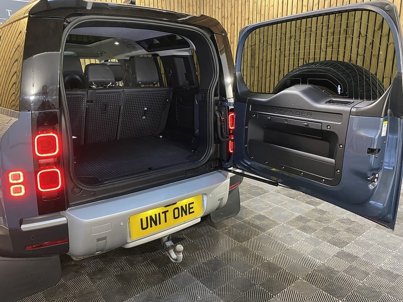 Used Land Rover Defender 110 2020 for sale - 76798822: Photo 44
