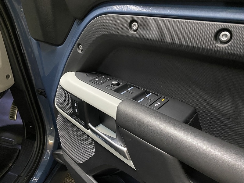 Used Land Rover Defender 110 2020 for sale - 76798822: Photo 47