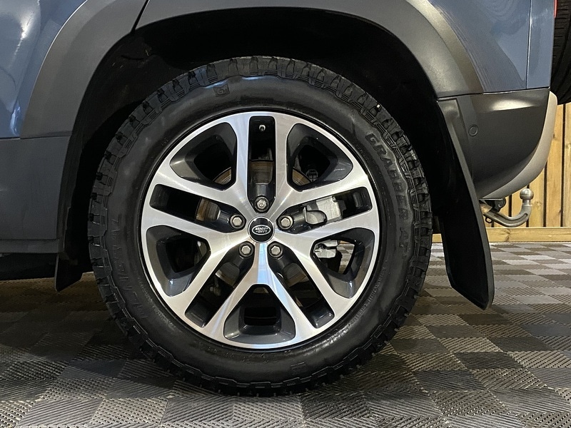 Used Land Rover Defender 110 2020 for sale - 76798822: Photo 62