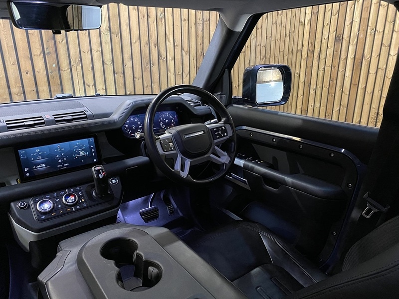 Used Land Rover Defender 110 2020 for sale - 76798822: Photo 73