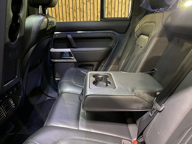 Used Land Rover Defender 110 2020 for sale - 76798822: Photo 75