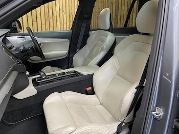 Used Volvo XC90 2020 for sale - 77704090: Photo