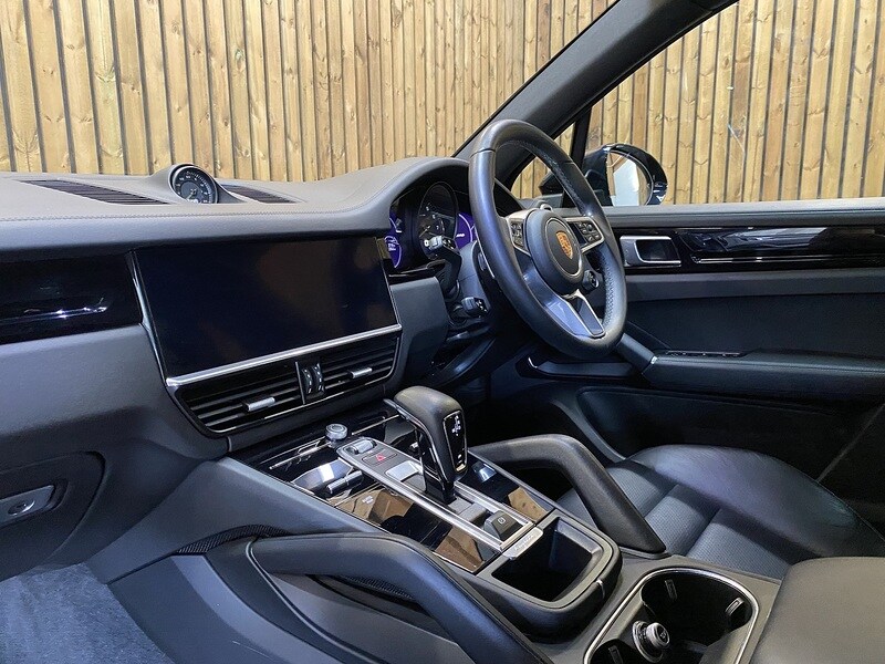 Used Porsche Cayenne 2022 for sale - 75593783: Photo 61