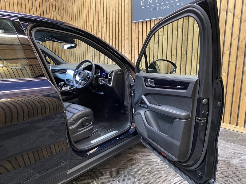 Used Porsche Cayenne 2022 for sale - 75593783: Photo 69
