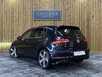 Used Volkswagen Golf 2018 for sale - 79733574: Photo