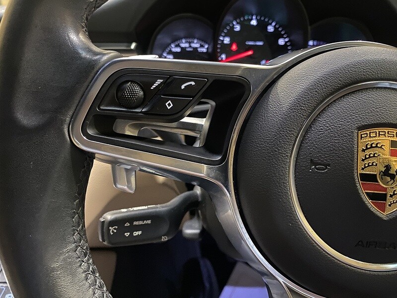 Used Porsche Macan 2020 for sale - 76069289: Photo 21